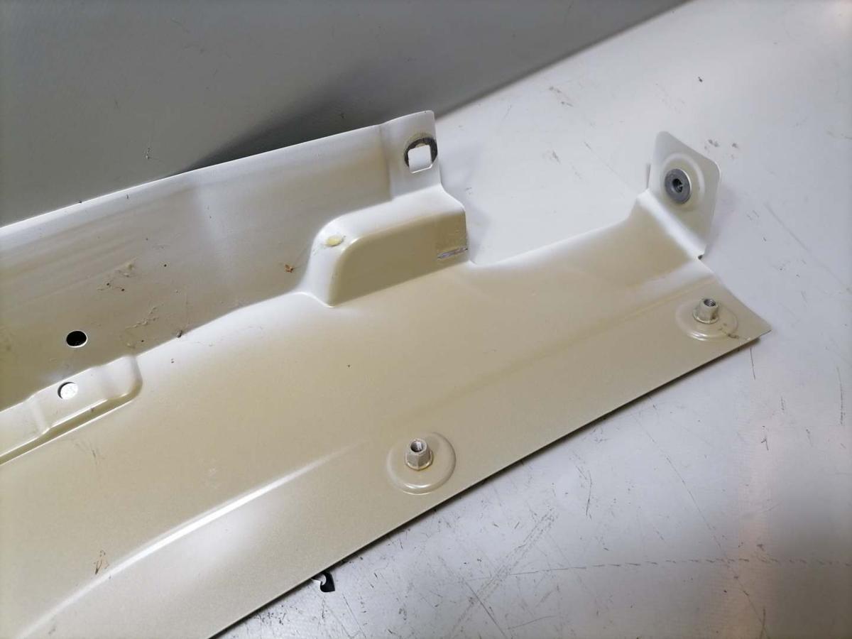 Porsche Macan original Kotfl&uuml;gel vorn rechts Oberteil Bj.2015